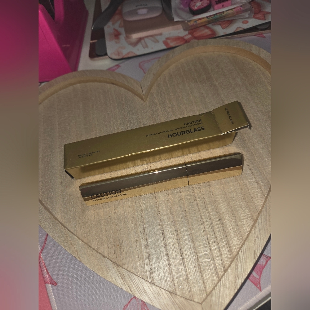 Hourglass Gold Mascara